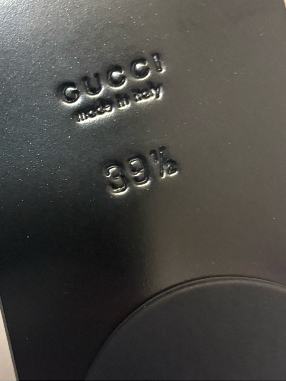 Women’s Gucci Sandals - Picture 5 of 6